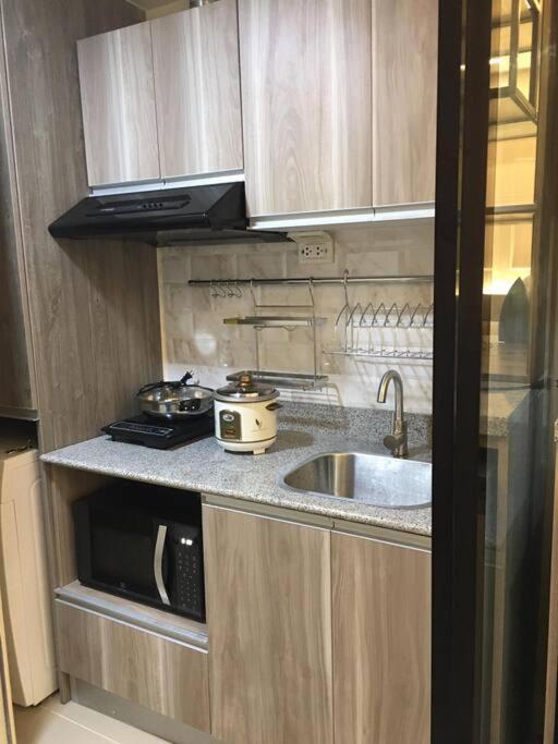 Condo Near Ayala Cebu City W Wifi Balcony Esterno foto
