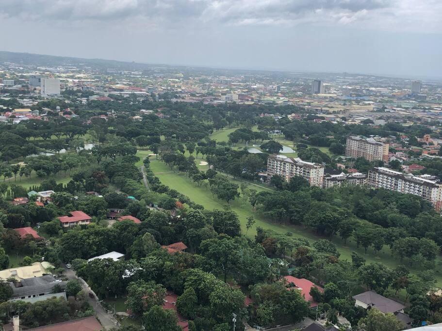 Condo Near Ayala Cebu City W Wifi Balcony Esterno foto
