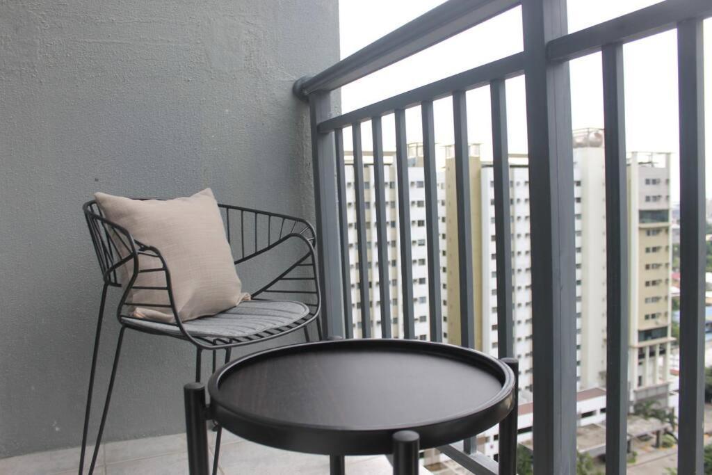 Condo Near Ayala Cebu City W Wifi Balcony Esterno foto