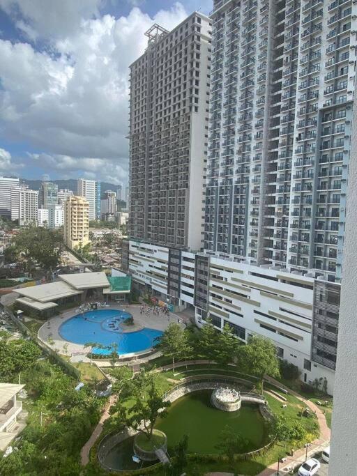Condo Near Ayala Cebu City W Wifi Balcony Esterno foto