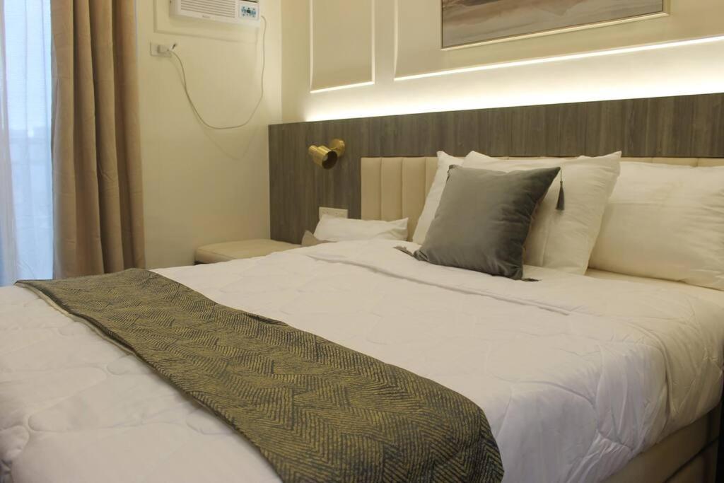 Condo Near Ayala Cebu City W Wifi Balcony Esterno foto
