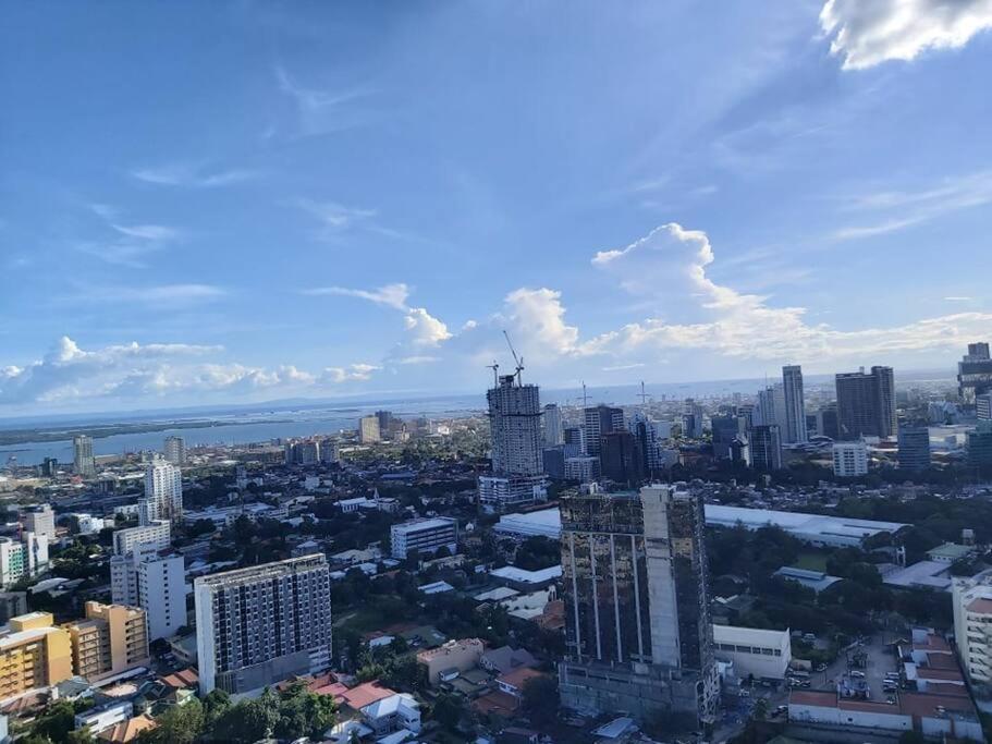 Condo Near Ayala Cebu City W Wifi Balcony Esterno foto